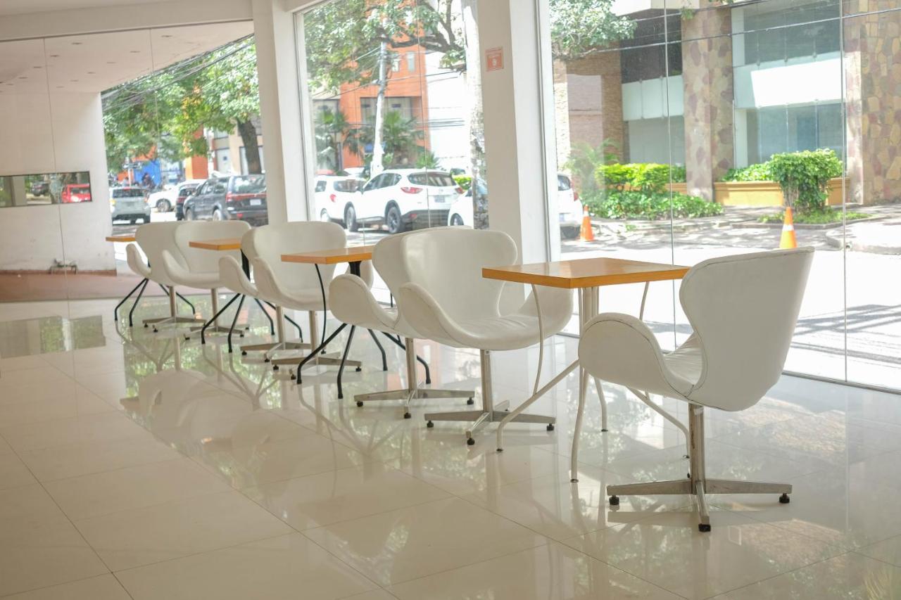 Hotel Senses Equipetrol Santa Cruz de La Sierra Exterior photo